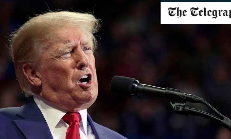 Trump ‘offered to block electric car rollout’ as he asked oil bosses for bn Trump ‘offered to block electric car rollout’ as he asked oil bosses for bn