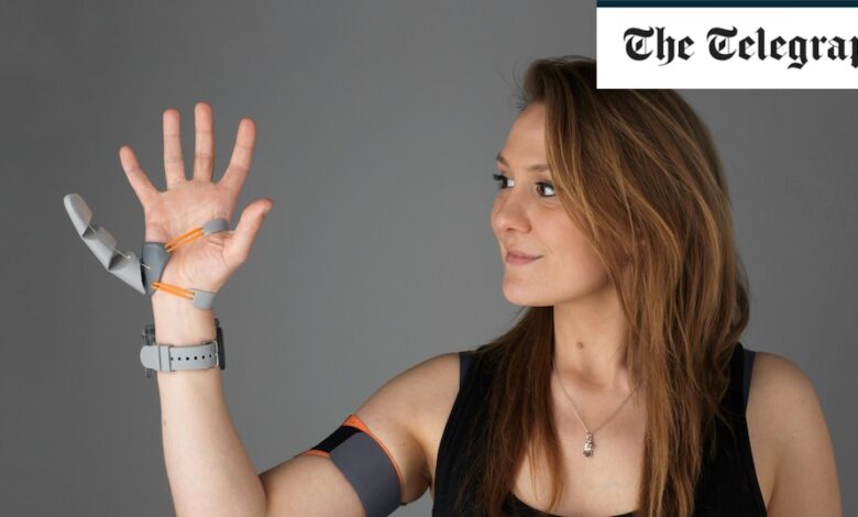 Robotic third thumb tested by Cambridge University allows people to open a bottle with one hand Robotic third thumb tested by Cambridge University allows people to open a bottle with one hand