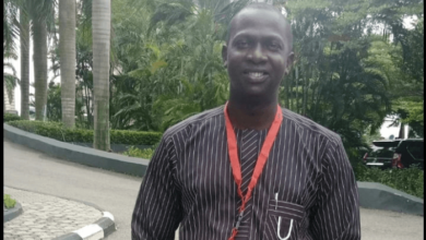 Meet Tunde Ayeni, an automobile air conditioning service provider