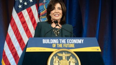 N.Y. Gov. Hochul announces plans to expand artificial intelligence research on SUNY campuses