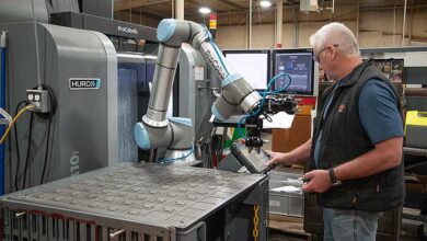 Universal Robots Integrates Standard Robot Command Interface for Siemens PLCs