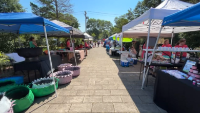 Customers gather to celebrate children entrepreneurs in northern Kentucky