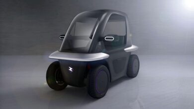 Electric mini-car aims to overcome urban traffic woes