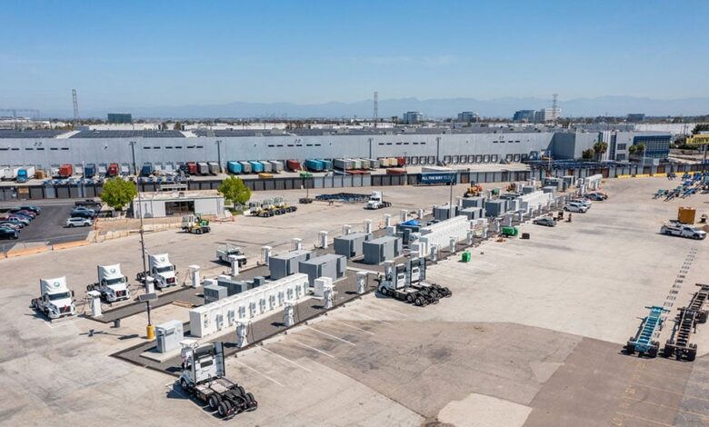 Performance team – A Maersk company and Prologis launch new EV truck charging depot, powered by nation’s largest EV truck microgrid Performance team – A Maersk company and Prologis launch new EV truck charging depot, powered by nation’s largest EV truck microgrid