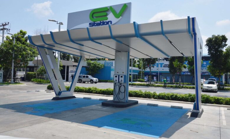 .5 Billion in Government Cash Only Built 8 E.V. Chargers in 2.5 Years .5 Billion in Government Cash Only Built 8 E.V. Chargers in 2.5 Years