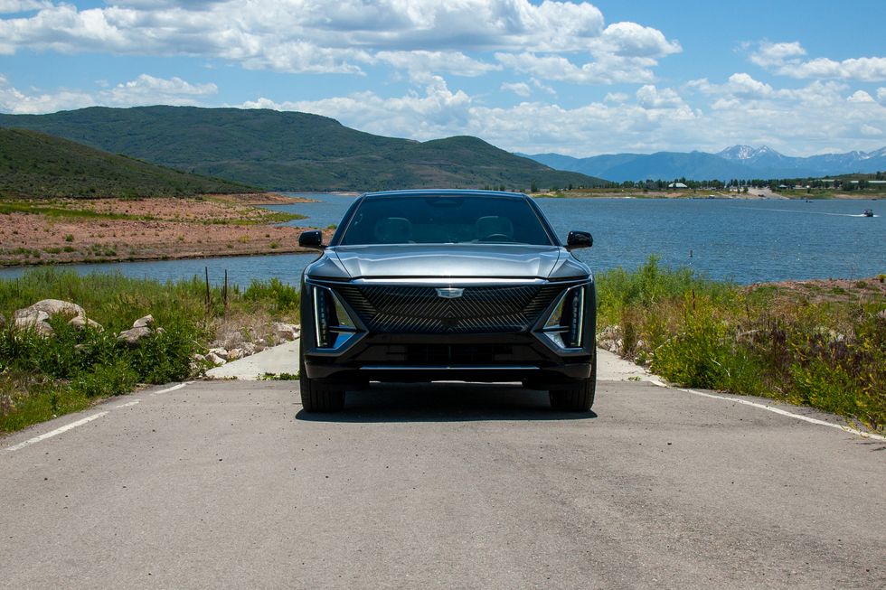 2023 cadillac lyriq