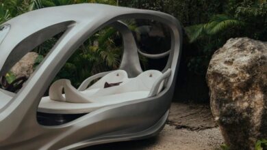 Roth Architecture creates electric car for navigating narrow Tulum roads