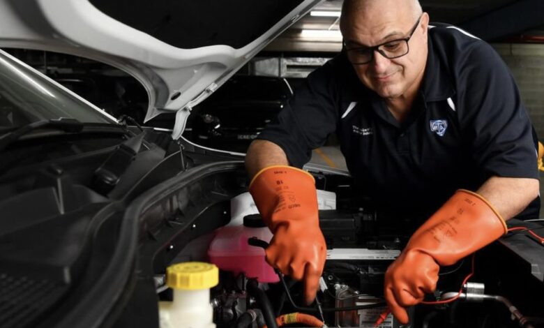 Apprentice funding boost to repair shortage of electric car mechanics Apprentice funding boost to repair shortage of electric car mechanics