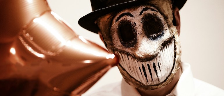 Using Scary but Fun Stories to Aid Cybersecurity Training Using Scary but Fun Stories to Aid Cybersecurity Training