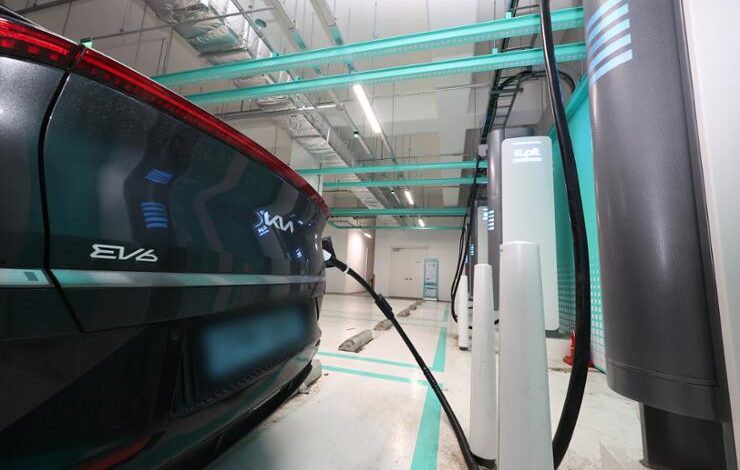 Sales of eco-friendly cars top 100,000 in Q1 in Korea