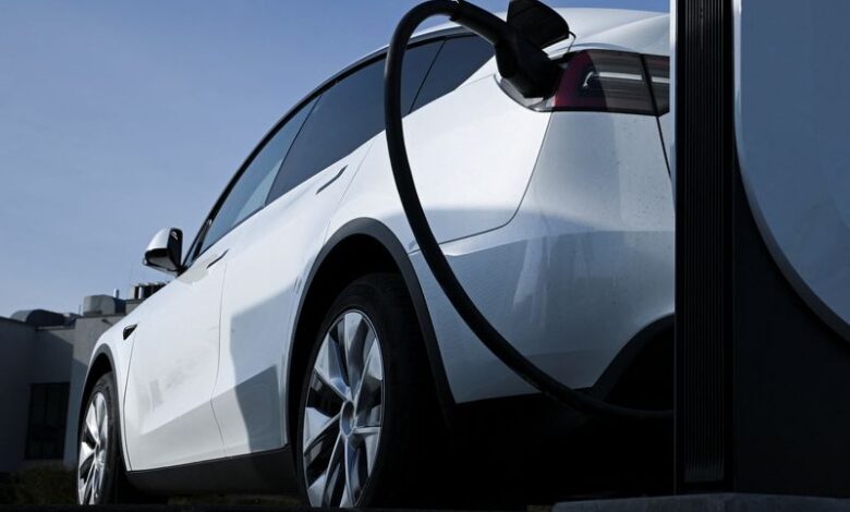 After layoffs, Musk says Tesla to spend 0 million on charging network After layoffs, Musk says Tesla to spend 0 million on charging network