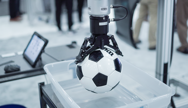 Flexiv Robotics unveils gecko-inspired gripper and automated cleaning station – Robotics & Automation News Flexiv Robotics unveils gecko-inspired gripper and automated cleaning station – Robotics & Automation News