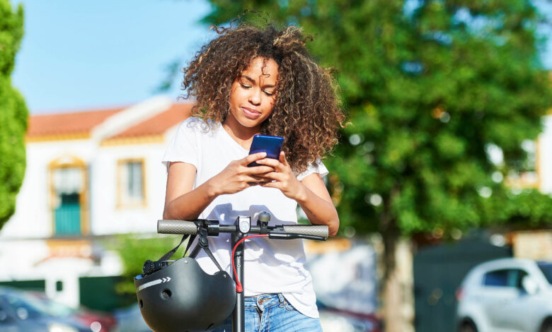 Gen AI and social media divert people’s attention from climate crisis • Earth.com Gen AI and social media divert people’s attention from climate crisis • Earth.com