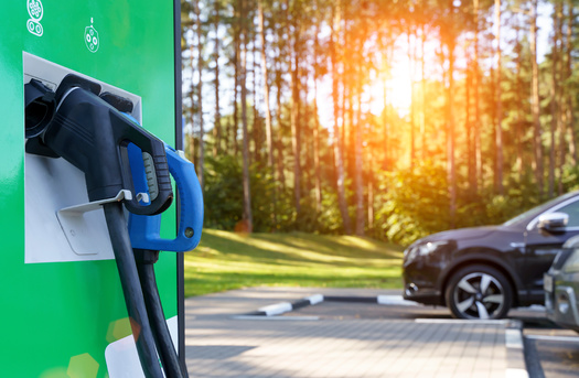 EV owners in ND Less politics more charging stations / Public News Service