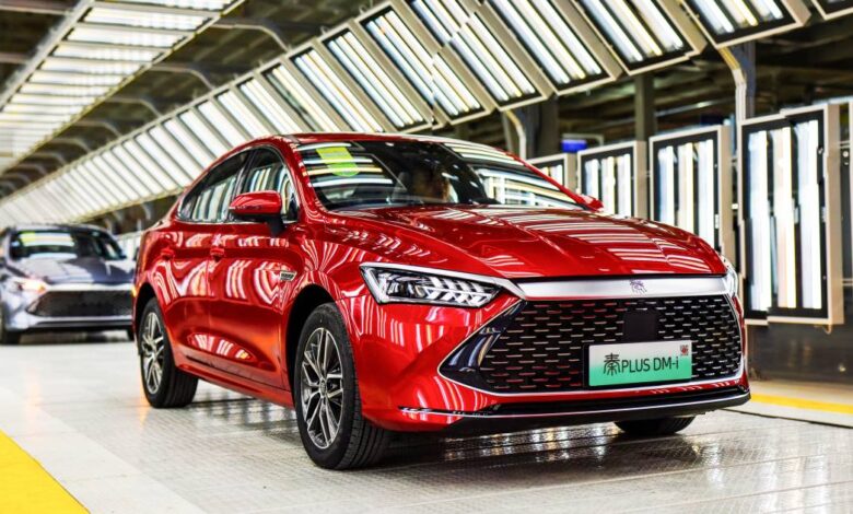 China asks carmakers to use up to 25% local chips by 2025 China asks carmakers to use up to 25% local chips by 2025