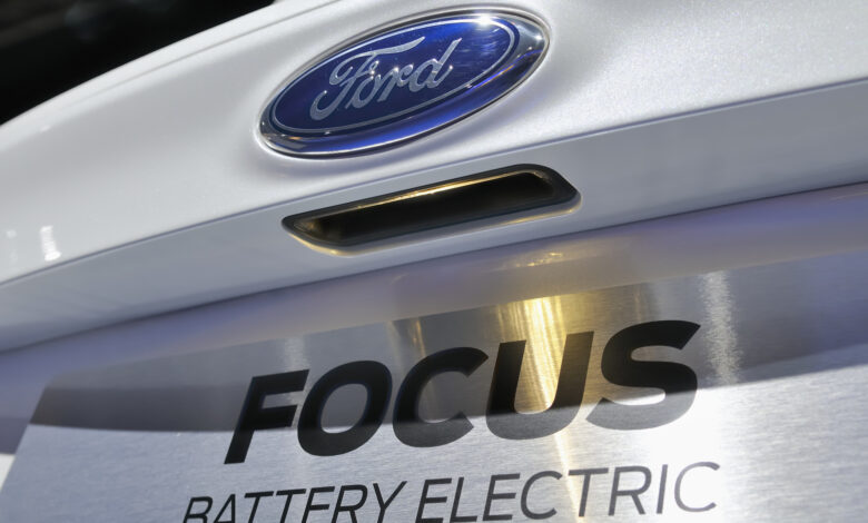 Ford seeing EV losses up to 0,000 per vehicle; Arizona Republicans file suit against EPA Ford seeing EV losses up to 0,000 per vehicle; Arizona Republicans file suit against EPA