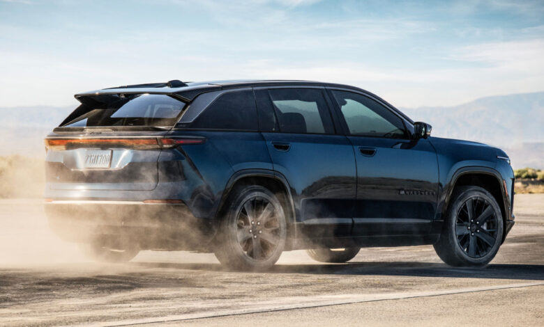 Jeep officially enters the electric vehicle game with the Wagoneer S Jeep officially enters the electric vehicle game with the Wagoneer S