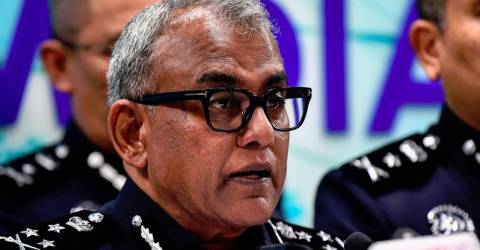 Senior citizens lost over half a billion ringgit to online fraud from 2021 to 2023 Senior citizens lost over half a billion ringgit to online fraud from 2021 to 2023