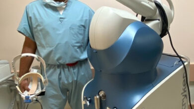 Robotic total knee replacement improves outcomes but costs more: Newsroom