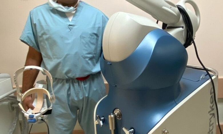 Robotic total knee replacement improves outcomes but costs more: Newsroom Robotic total knee replacement improves outcomes but costs more: Newsroom