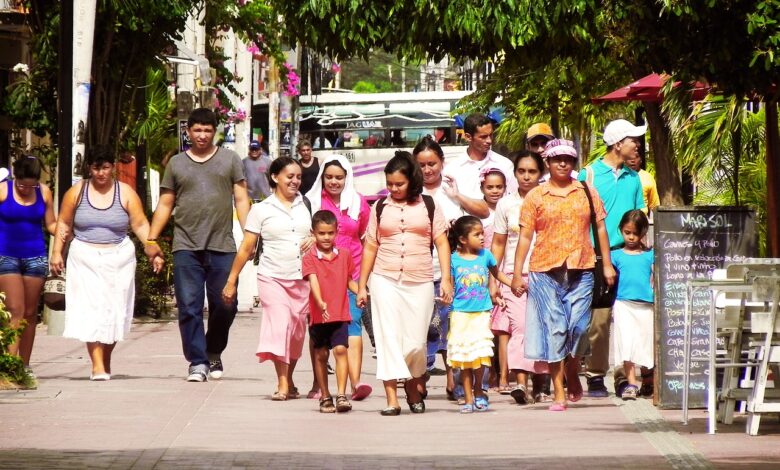 Tricolor’s plan to serve Hispanics, an emerging economic force Tricolor’s plan to serve Hispanics, an emerging economic force