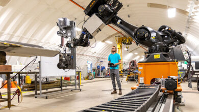 US Energy Department is Using Robots to Aid in Making Wind Turbine Blades : Science : Tech Times