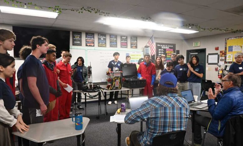 Ca. high school robotics team qualifies for world championship Ca. high school robotics team qualifies for world championship