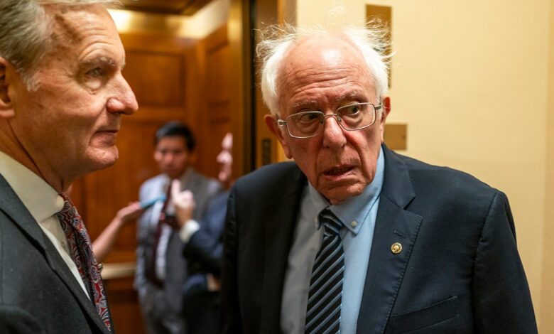 Sanders, Wyden press for information from MultiPlan on health services, costs Sanders, Wyden press for information from MultiPlan on health services, costs