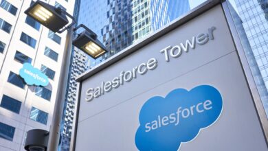 Salesforce expects lowest quarterly growth in two decades • The Register