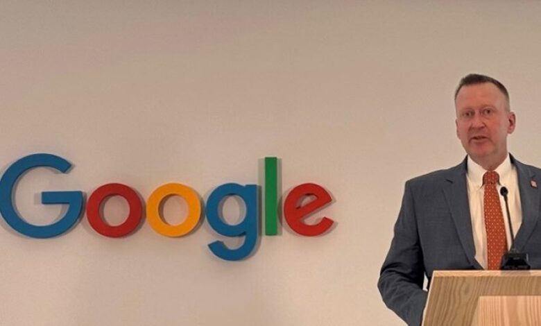 Google awards SU’s IVMF a .5 million grant to train veterans on cybersecurity, AI Google awards SU’s IVMF a .5 million grant to train veterans on cybersecurity, AI