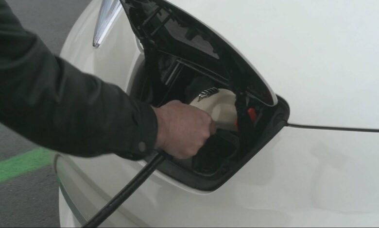 WH pledged .5B for electric vehicle charging stations, only 8 built so far – WPXI WH pledged .5B for electric vehicle charging stations, only 8 built so far – WPXI