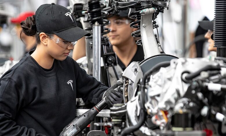 Tesla looks to rebuild Autopilot, self-driving, robotics departments after layoffs Tesla looks to rebuild Autopilot, self-driving, robotics departments after layoffs