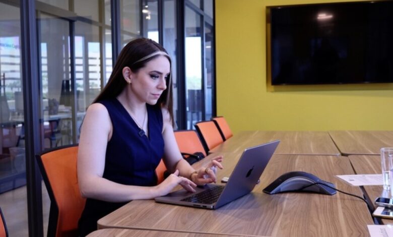 Women supporting each other to find success in tech world Women supporting each other to find success in tech world