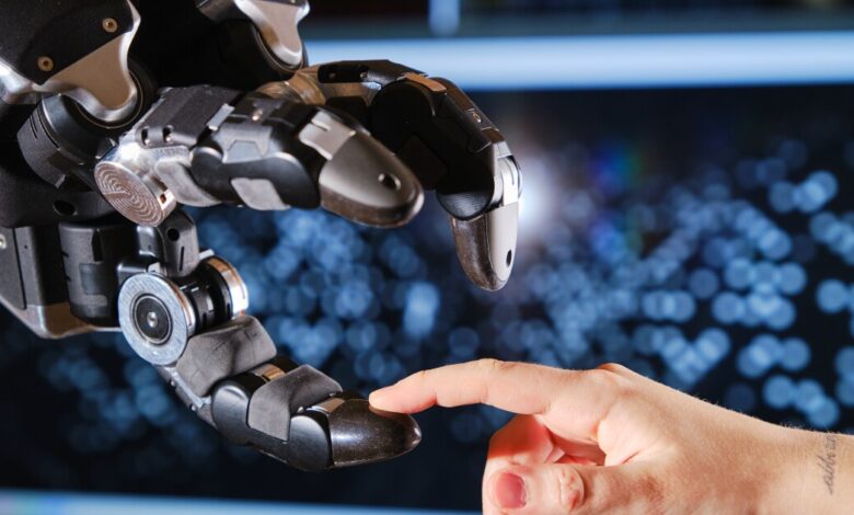 Dexterous robot hand can take a beating in the name of AI research Dexterous robot hand can take a beating in the name of AI research