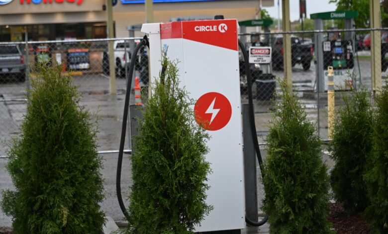 Charging station explosion severely burns worker in Baxter – Brainerd Dispatch Charging station explosion severely burns worker in Baxter – Brainerd Dispatch