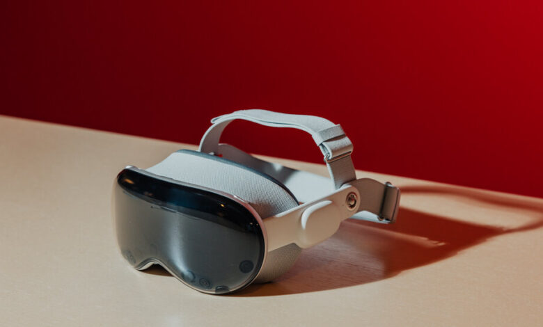 Can Apple Rescue the Vision Pro? Can Apple Rescue the Vision Pro?