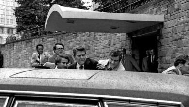 Ron Edmonds, 77, Whose Camera Captured the Shooting of Reagan, Dies