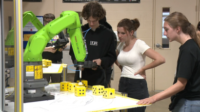 Oxford High students participate in pilot robotics boot camp