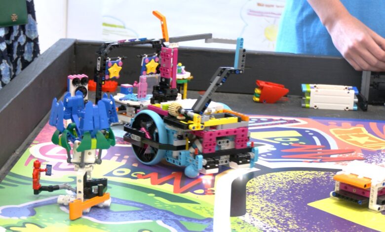 Local students prepare for First Lego League robotics competition Local students prepare for First Lego League robotics competition
