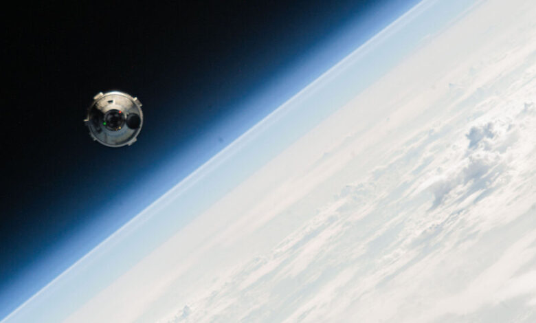 Boeing’s Starliner Overcomes Malfunctioning Thrusters to Dock at Space Station Boeing’s Starliner Overcomes Malfunctioning Thrusters to Dock at Space Station