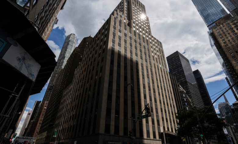 For Some Investors, Aging and Empty Office Buildings Aren’t a Bad Thing For Some Investors, Aging and Empty Office Buildings Aren’t a Bad Thing