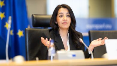 Outgoing EU parliament transport chair Karima Delli talks trains, planes and automobiles – Euractiv