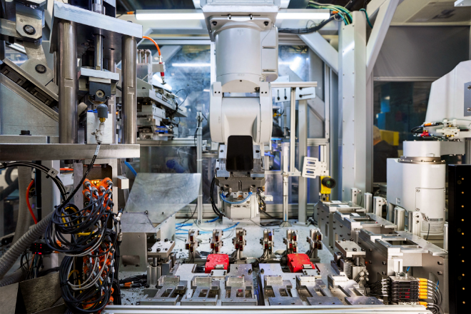 Apple works to build better recycling robots Apple works to build better recycling robots