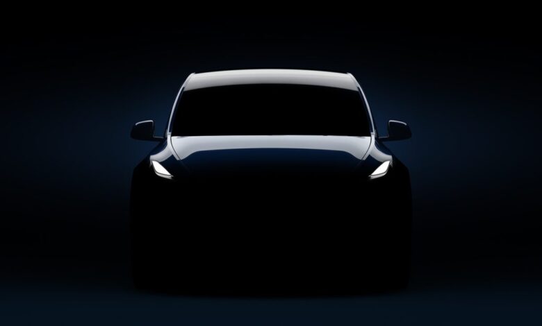 Tesla releases new software update with improvements to adaptive headlights, and more Tesla releases new software update with improvements to adaptive headlights, and more
