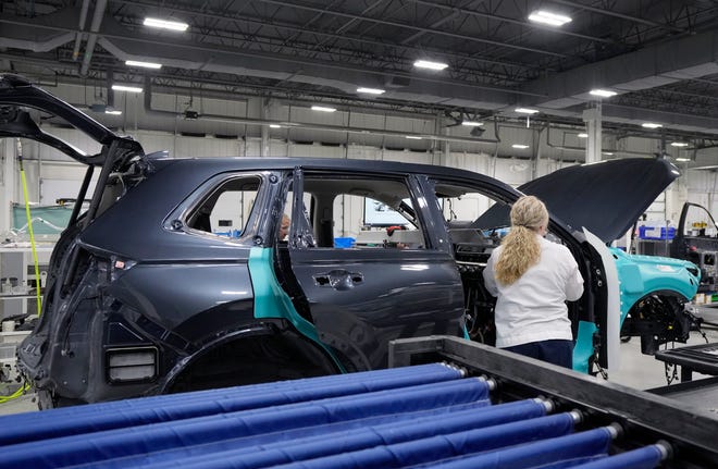 The CR-V fuel cell electric vehicle is the latest vehicle to be manufactured at Honda's Performance Manufacturing Center. It will initially only be available for lease in California.