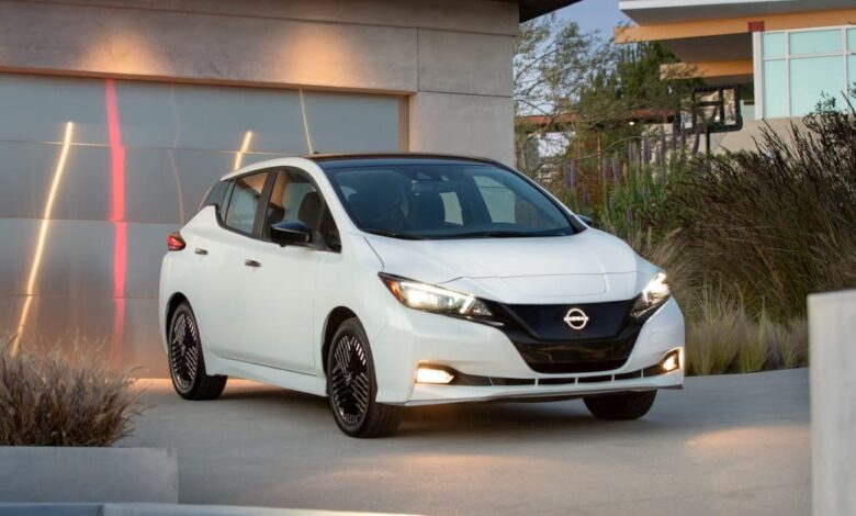 Nissan offers Chevy Bolt EV drivers a deal to buy a new LEAF Nissan offers Chevy Bolt EV drivers a deal to buy a new LEAF