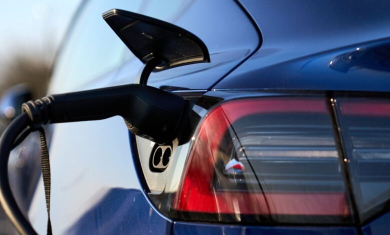 New electric car battery ‘passport’ rolling out to meet EU net zero rules New electric car battery ‘passport’ rolling out to meet EU net zero rules