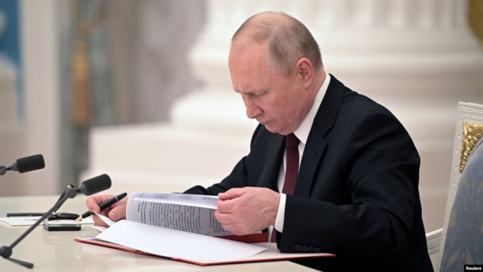 Putin bans use of cybersecurity services from unfriendly countries since 2025 Putin bans use of cybersecurity services from unfriendly countries since 2025