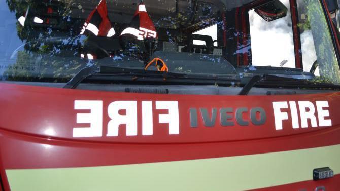 Electric vehicle blaze sparks call to shut windows Electric vehicle blaze sparks call to shut windows