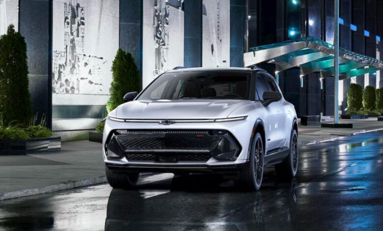 Chevy cuts Equinox EV lease prices by nearly 0 per month Chevy cuts Equinox EV lease prices by nearly 0 per month